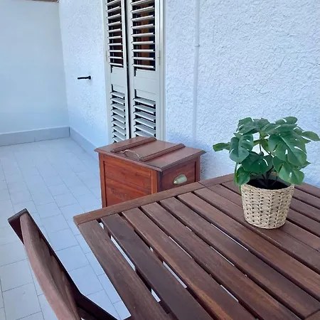 Hébergement de vacances Infuria Di Onde Con Posto Auto