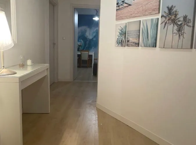 Infuria Di Onde Con Posto Auto Feriehus *