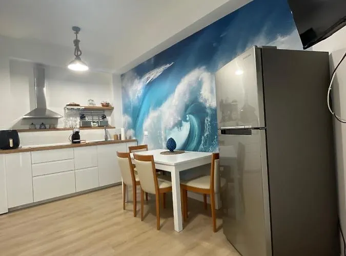 Infuria Di Onde Con Posto Auto Feriehus Giardini Naxos