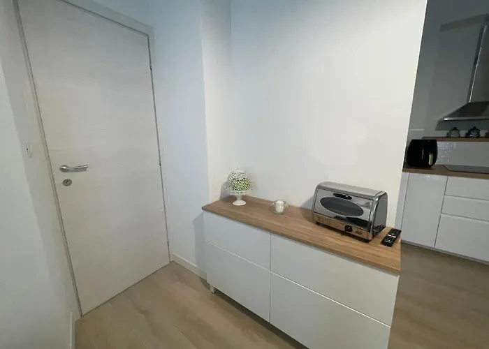 Infuria Di Onde Con Posto Auto